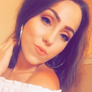 Meet your Posher, Andryia
